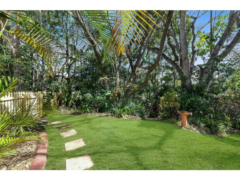 4 Paskins Road, Palmwoods QLD 4555