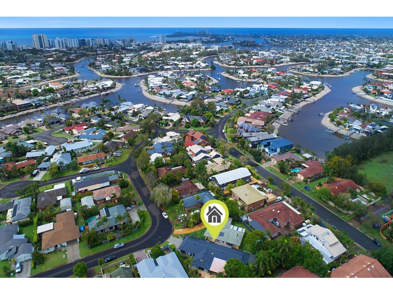 68 Balyarta Crescent, Mooloolaba QLD 4557