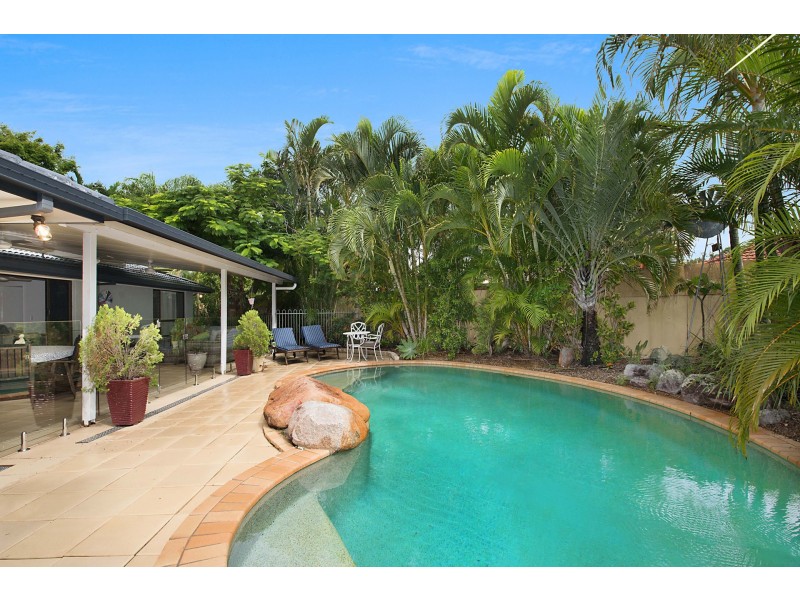 68 Balyarta Crescent, Mooloolaba QLD 4557