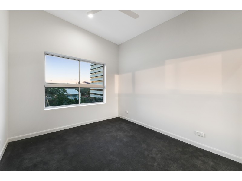 33/33-35 Saltair Street, Kings Beach QLD 4551