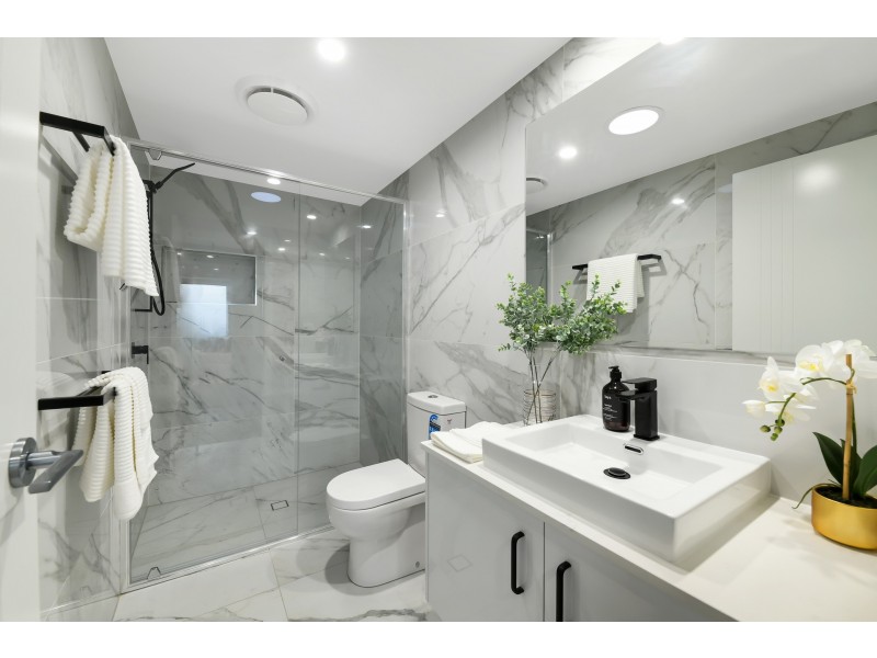 33/33-35 Saltair Street, Kings Beach QLD 4551