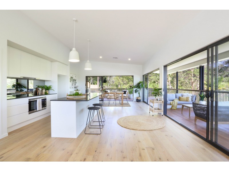 22 Golf Links Drive, Buderim QLD 4556