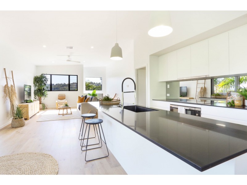 22 Golf Links Drive, Buderim QLD 4556