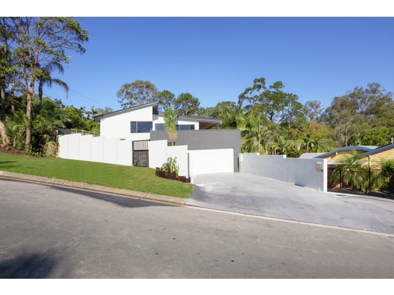 22 Golf Links Drive, Buderim QLD 4556