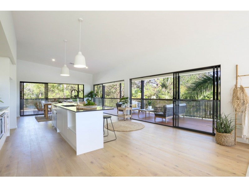 22 Golf Links Drive, Buderim QLD 4556
