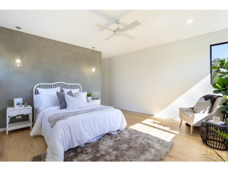 22 Golf Links Drive, Buderim QLD 4556