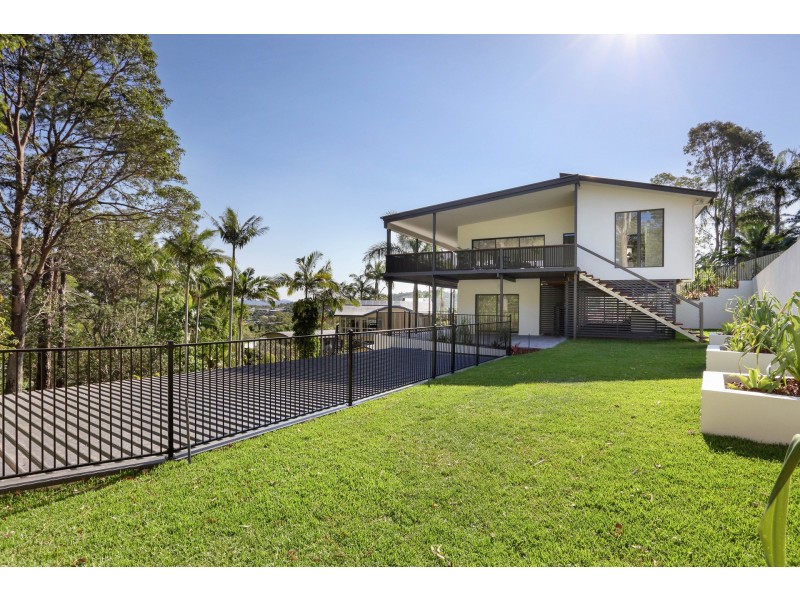 22 Golf Links Drive, Buderim QLD 4556