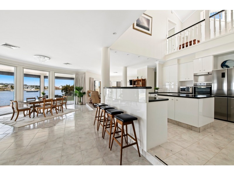 86 Mooloolah Drive, Minyama QLD 4575