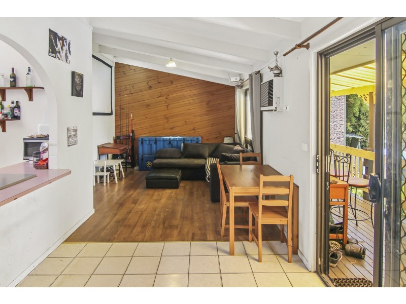 9 Mitchelli Court, Little Mountain QLD 4551