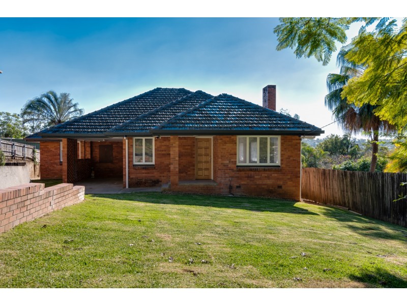 31 Aspland Street, Nambour QLD 4560