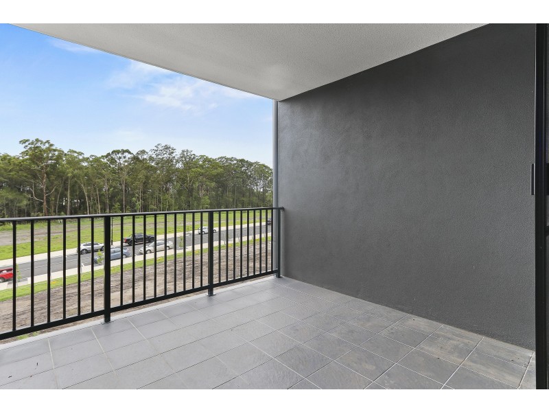 18/10-12 High Street, Sippy Downs QLD 4556