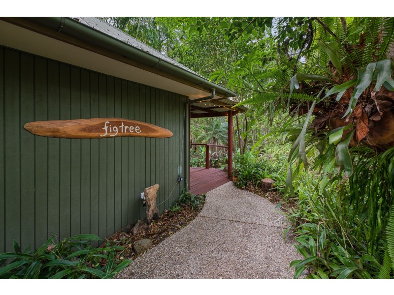 609 Hunchy Road, Hunchy QLD 4555