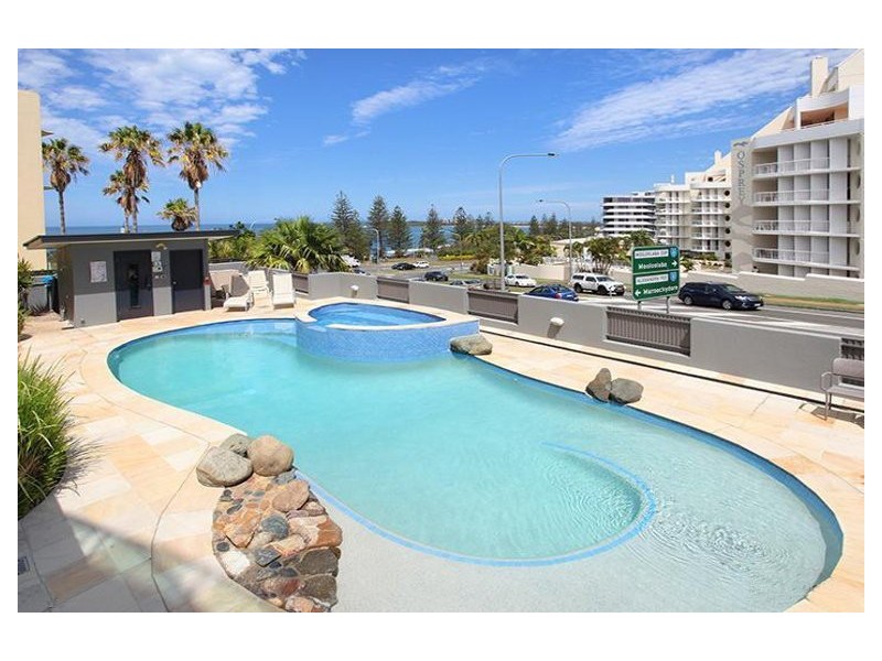 3/4 Buderim Avenue, Alexandra Headland QLD 4572