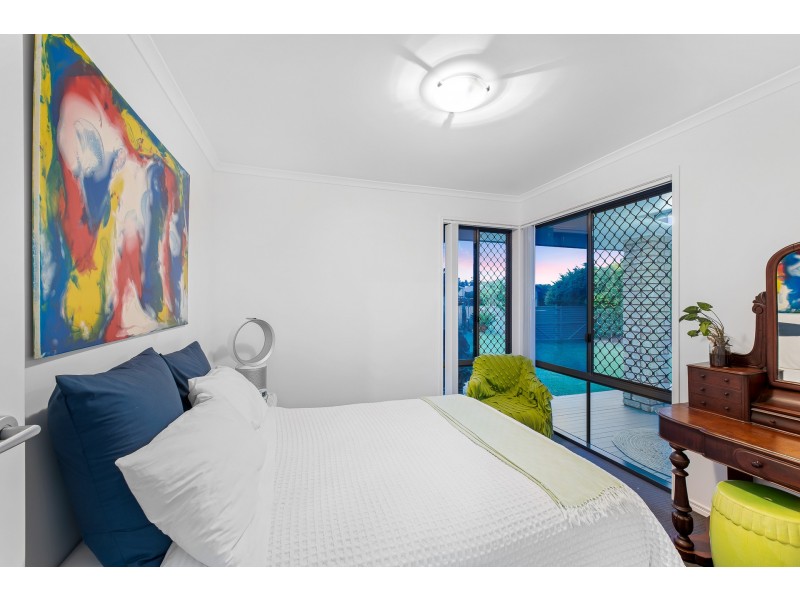 33 Petigrain Avenue, Palmwoods QLD 4555