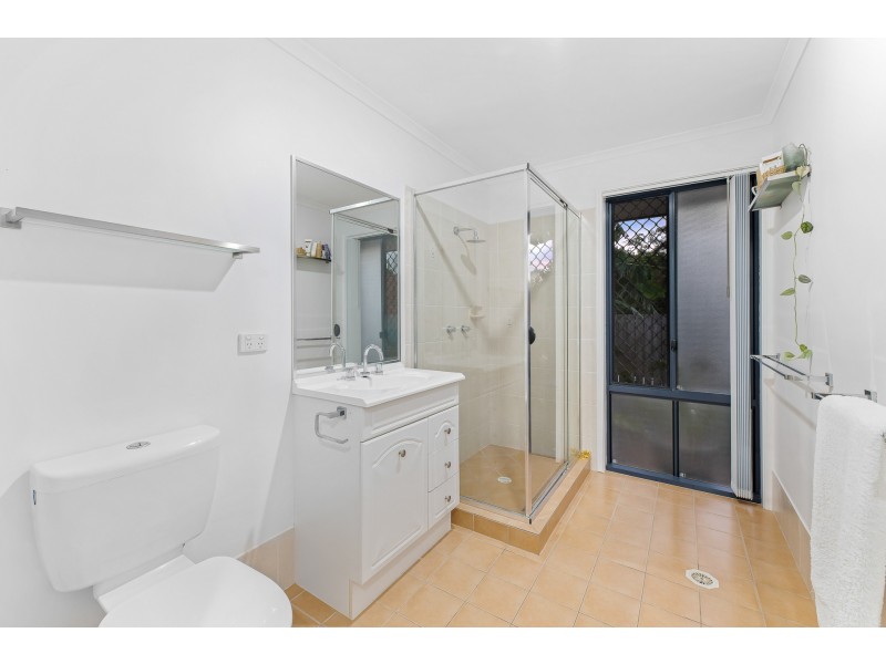 33 Petigrain Avenue, Palmwoods QLD 4555