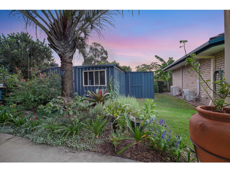 33 Petigrain Avenue, Palmwoods QLD 4555