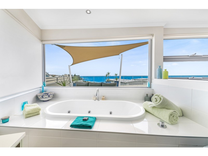 21/13 Mahia Terrace, Kings Beach QLD 4551