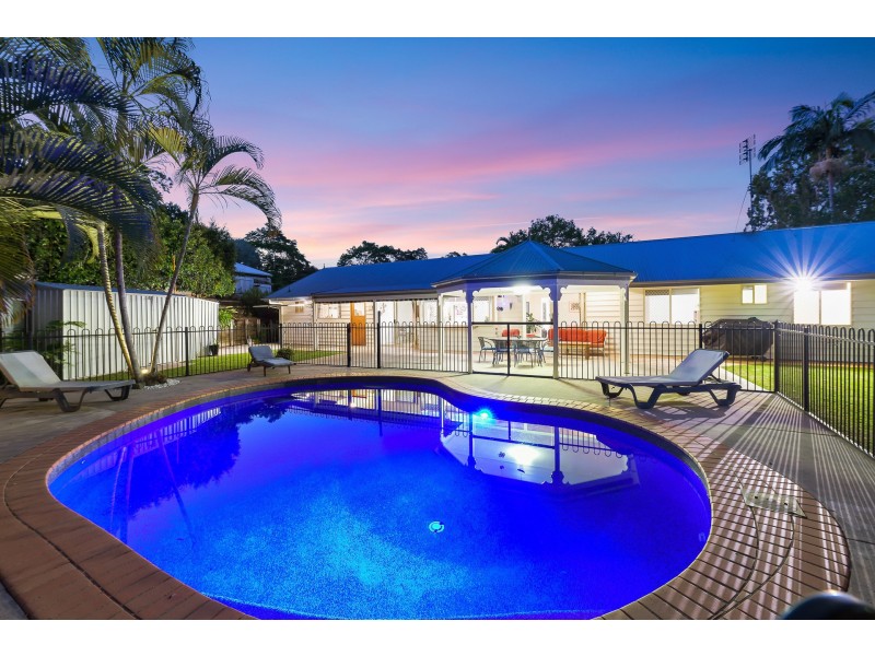 9-11 Klinain Street, Coes Creek QLD 4560