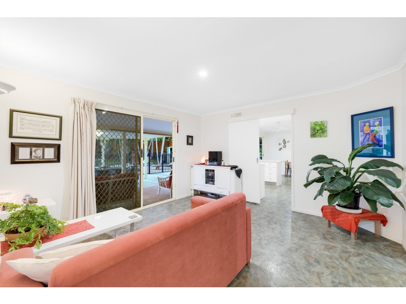 9-11 Klinain Street, Coes Creek QLD 4560