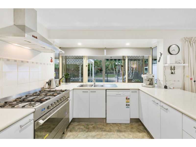 9-11 Klinain Street, Coes Creek QLD 4560