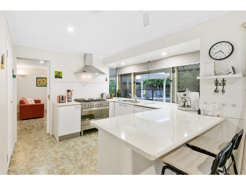 9-11 Klinain Street, Coes Creek QLD 4560