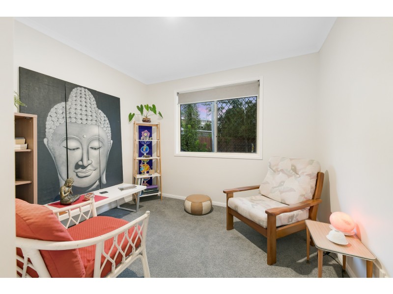 9-11 Klinain Street, Coes Creek QLD 4560