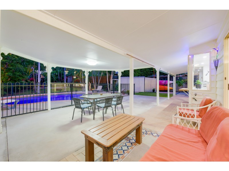 9-11 Klinain Street, Coes Creek QLD 4560