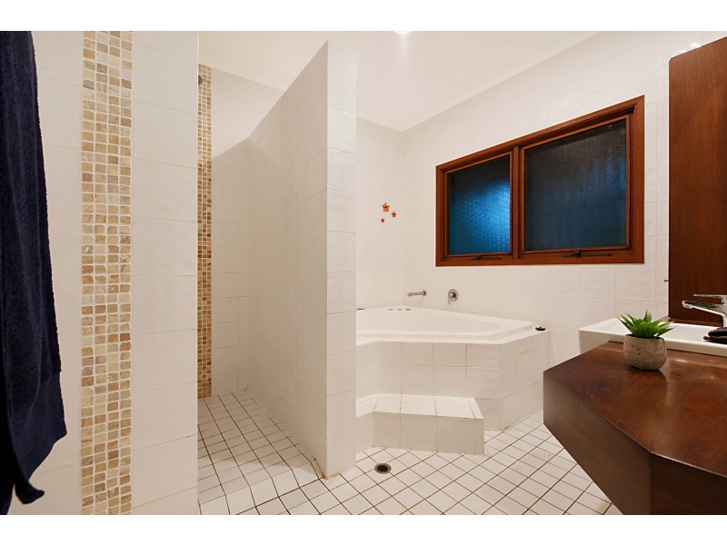 12 Woodchester Close, Rosemount QLD 4560