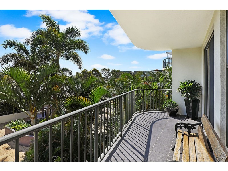 201/122-124 Alexandra Parade, Alexandra Headland QLD 4572