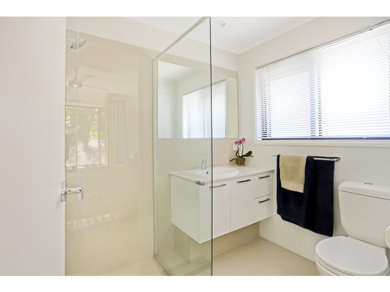 5 Correa Place, Mooloolaba QLD 4557