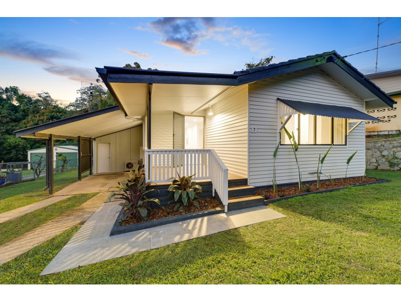 7 Bartlett Street, Nambour QLD 4560