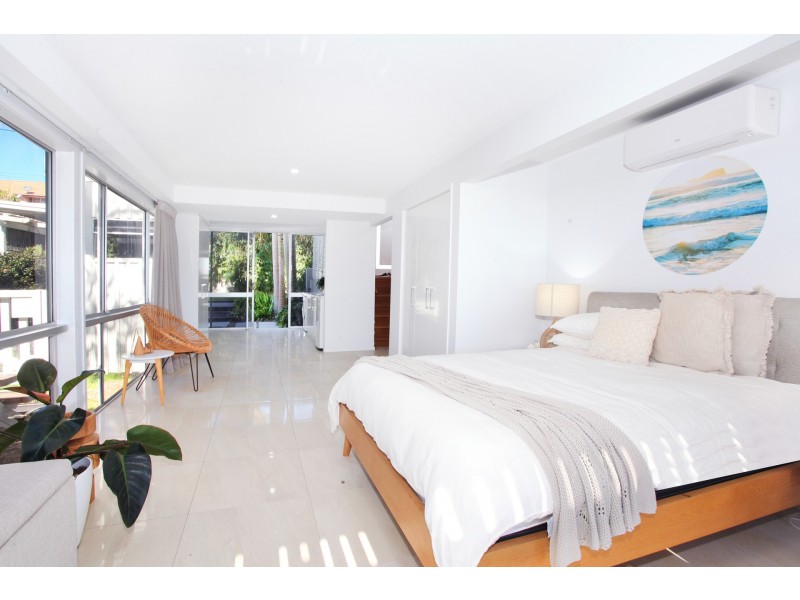 44 Buderim Avenue, Alexandra Headland QLD 4572