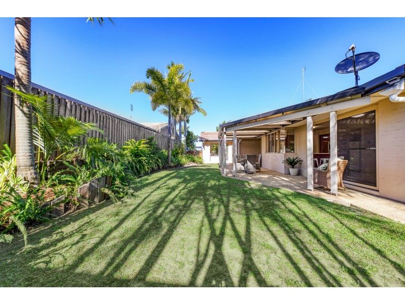 5 Coolamon Court, Mooloolaba QLD 4557