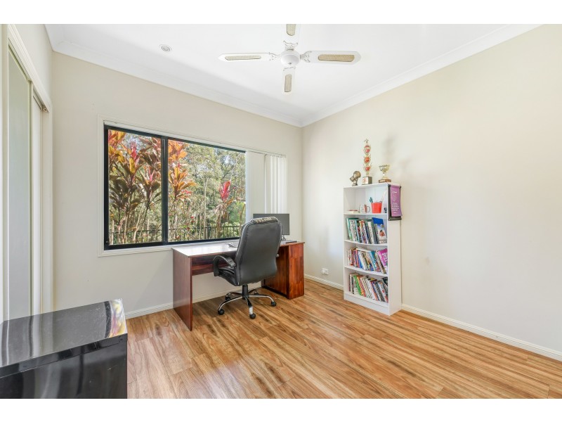 30 Samuel Place, Mooloolah Valley QLD 4553
