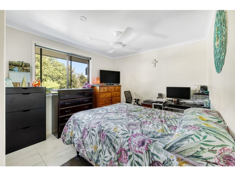 1 Kestrel Street, Aroona QLD 4551