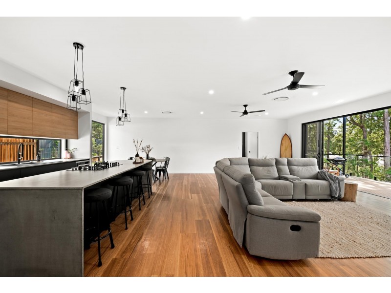 16 Rosella Lane, Palmview QLD 4553