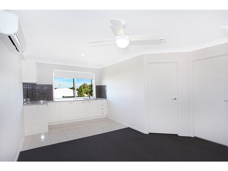 21B Cobalt Crescent, Caloundra West QLD 4551