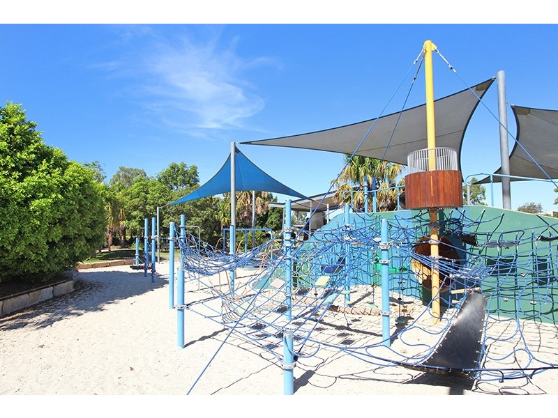 21B Cobalt Crescent, Caloundra West QLD 4551