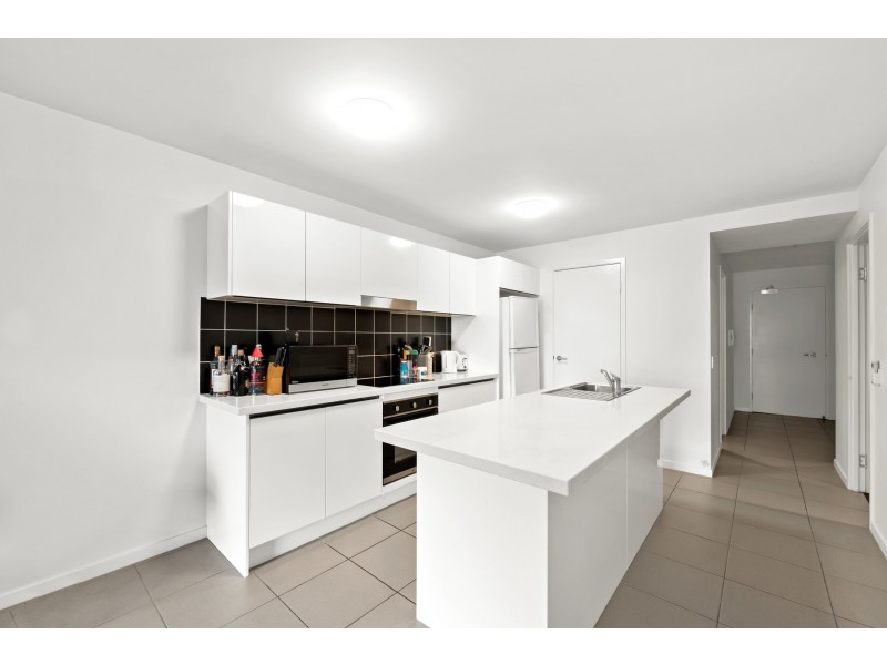 19/10-12 High Street, Sippy Downs QLD 4556