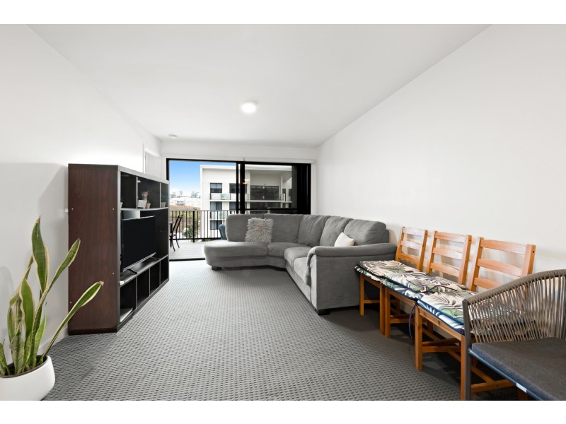 19/10-12 High Street, Sippy Downs QLD 4556