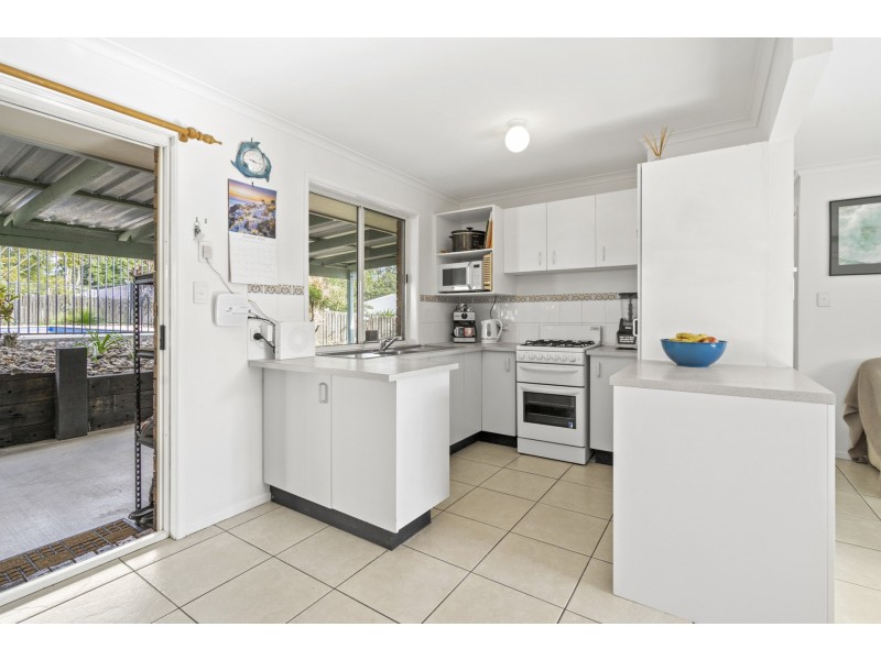 6 Cascade Drive, Yandina QLD 4561