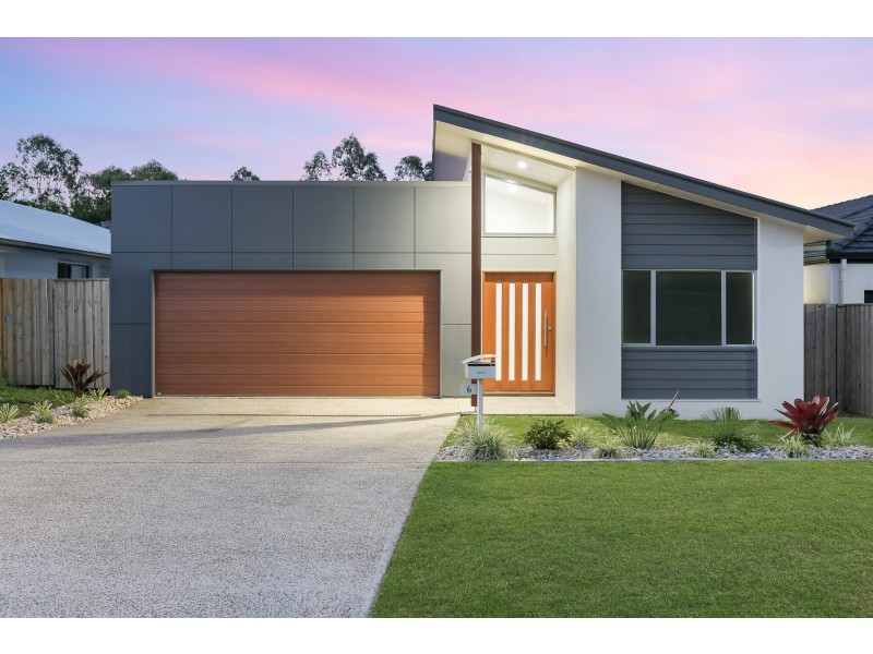 6 Creekside Circuit, Nambour QLD 4560