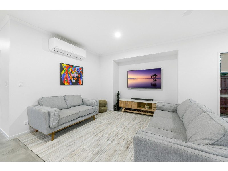 6 Creekside Circuit, Nambour QLD 4560