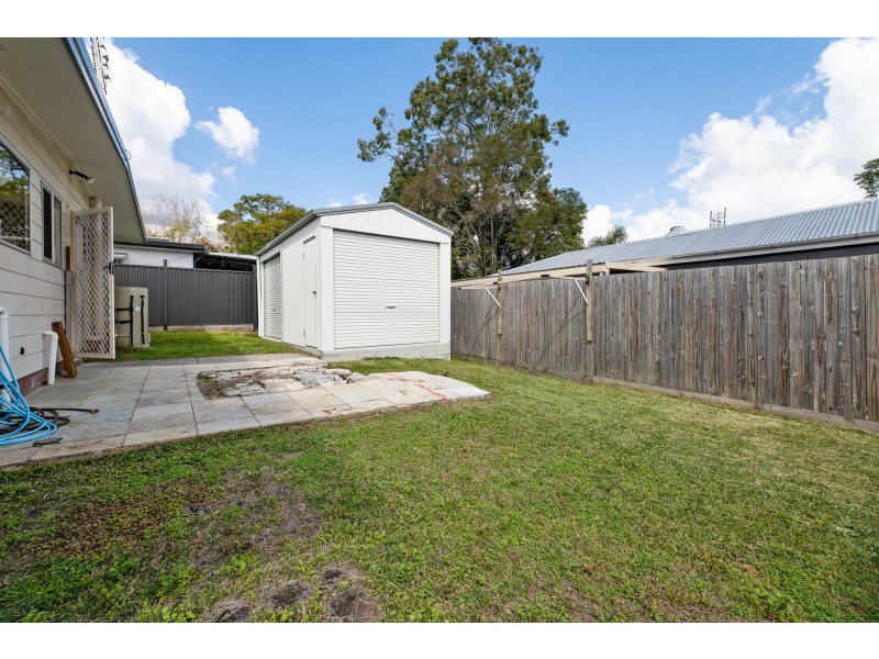 12 Paget Street, Mooloolah Valley QLD 4553