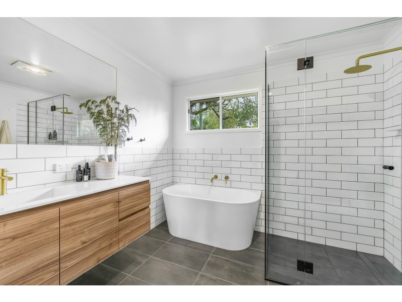 35 Brandenburg Road, Mooloolah Valley QLD 4553