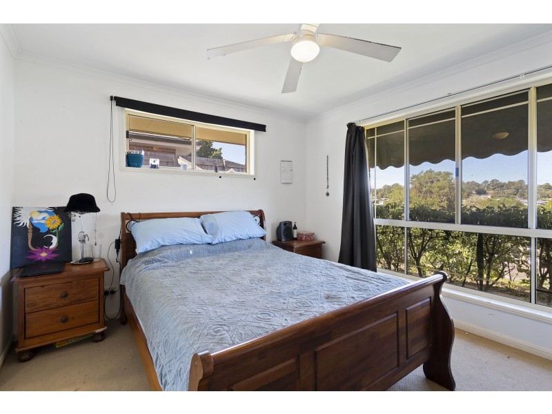 5 Birdwood Street, Burnside QLD 4560