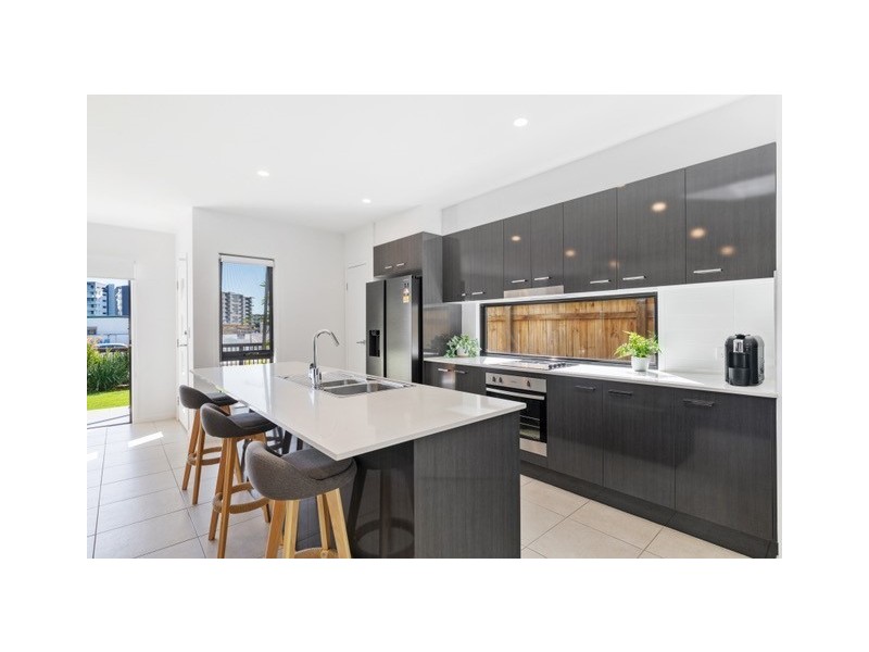 19 Prosperity Drive, Birtinya QLD 4575