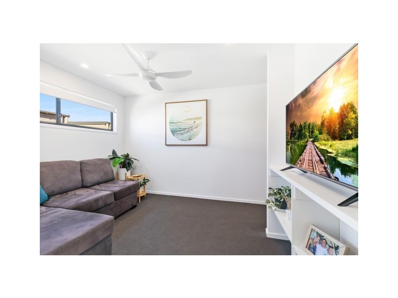 19 Prosperity Drive, Birtinya QLD 4575