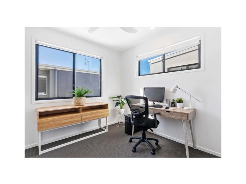 19 Prosperity Drive, Birtinya QLD 4575