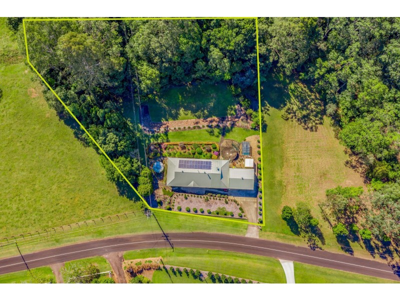 111 Winston Road, Palmwoods QLD 4555